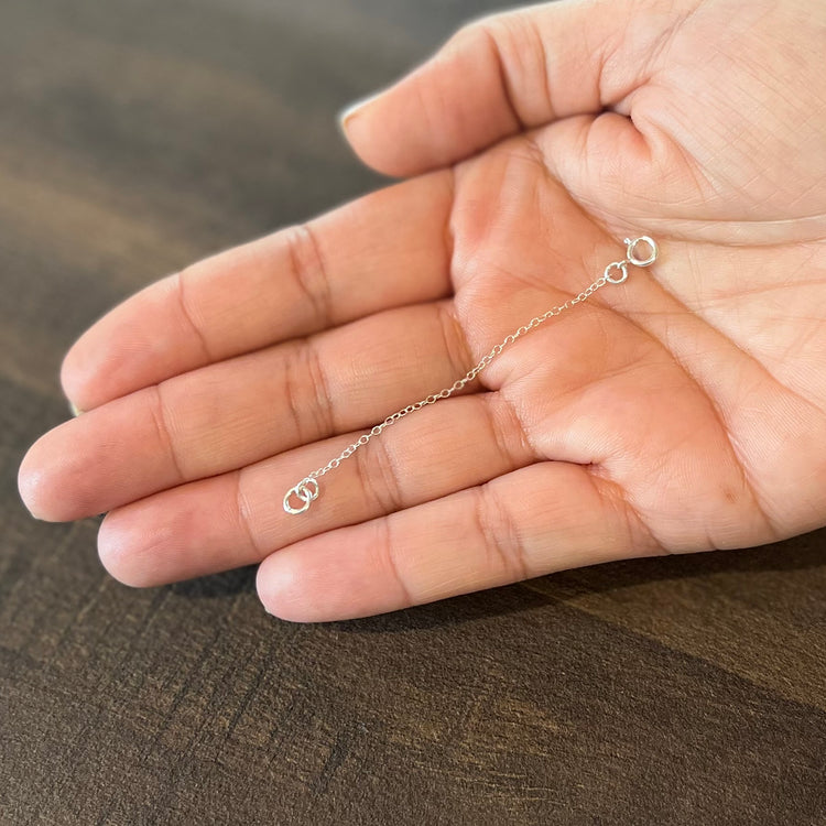Why You Need a Safety Chain for Your Gold Bracelet